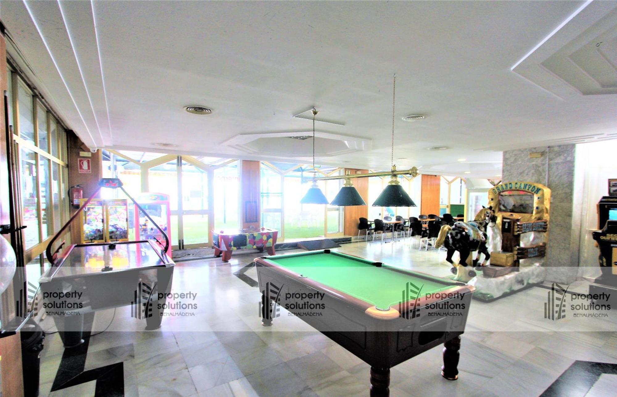 Benalbeach 1010 - Vista Al Mar - Piscina Todo El Ano - Primera Linea De Playa 贝纳尔马德纳 外观 照片